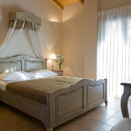 Villa Armeno - Maria
