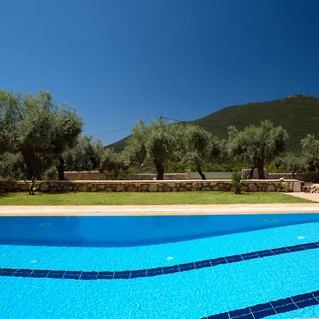 Armeno - Maria Villa Sivota