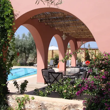 Armeno - Maria Villa Sivota